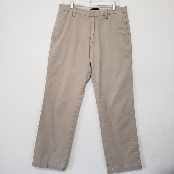 Banana Republic Gavin Chino Pant - Picture 1 of 8